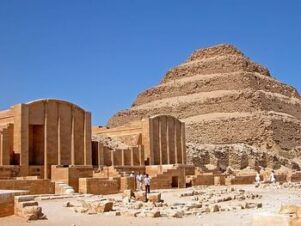 saqqara-egypt-pyramids